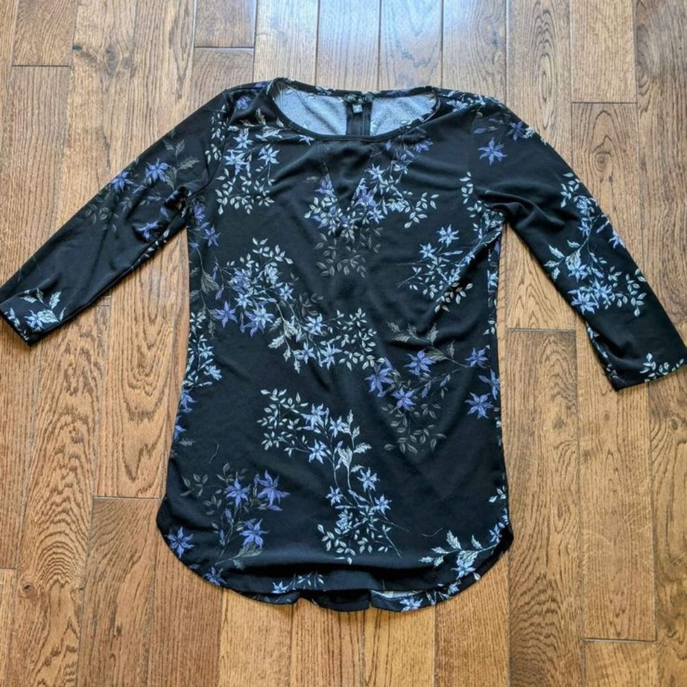 Women's Black Dynamite 3/4 Sleeve Floral Top With Back Zipper - US/UK XS